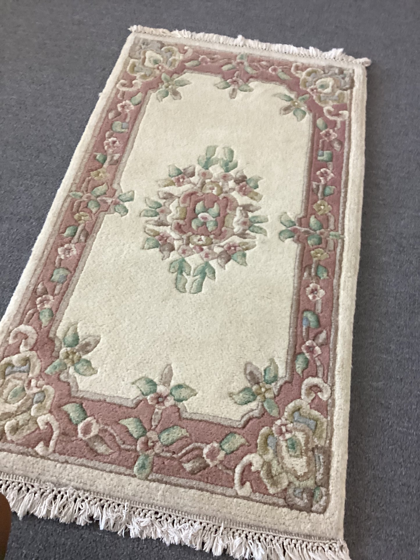 2x3 White French Aubusson Rug