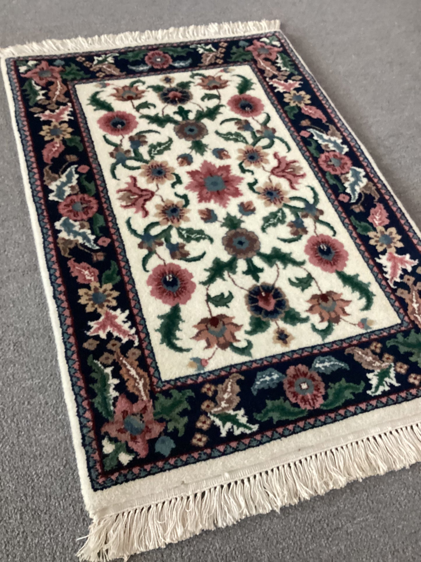 2x3 Green Indo Persian Rug