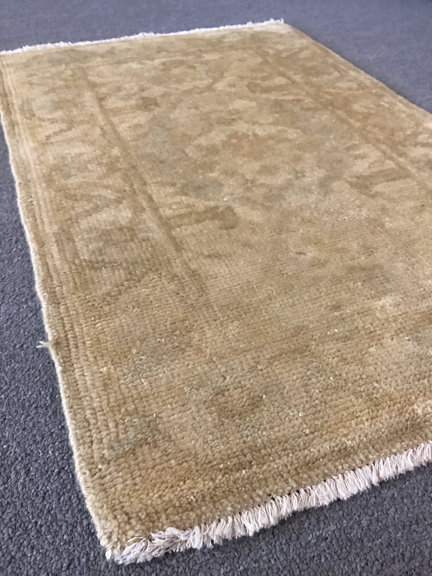 2x3 Tan Turkish Rug