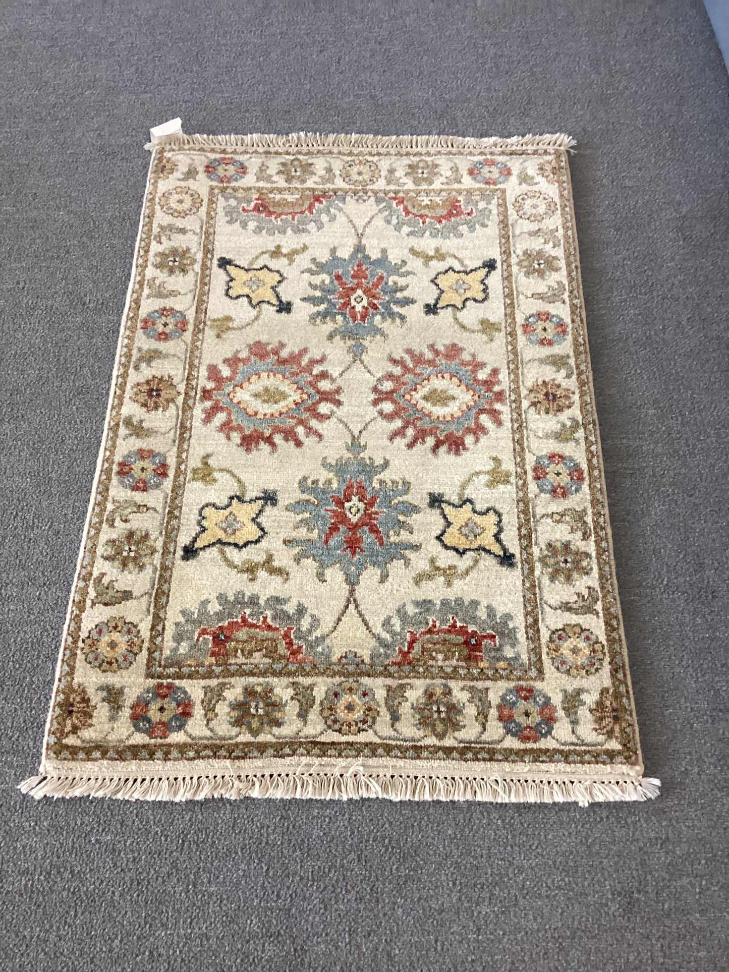 2x3 Beige Sultan Rug
