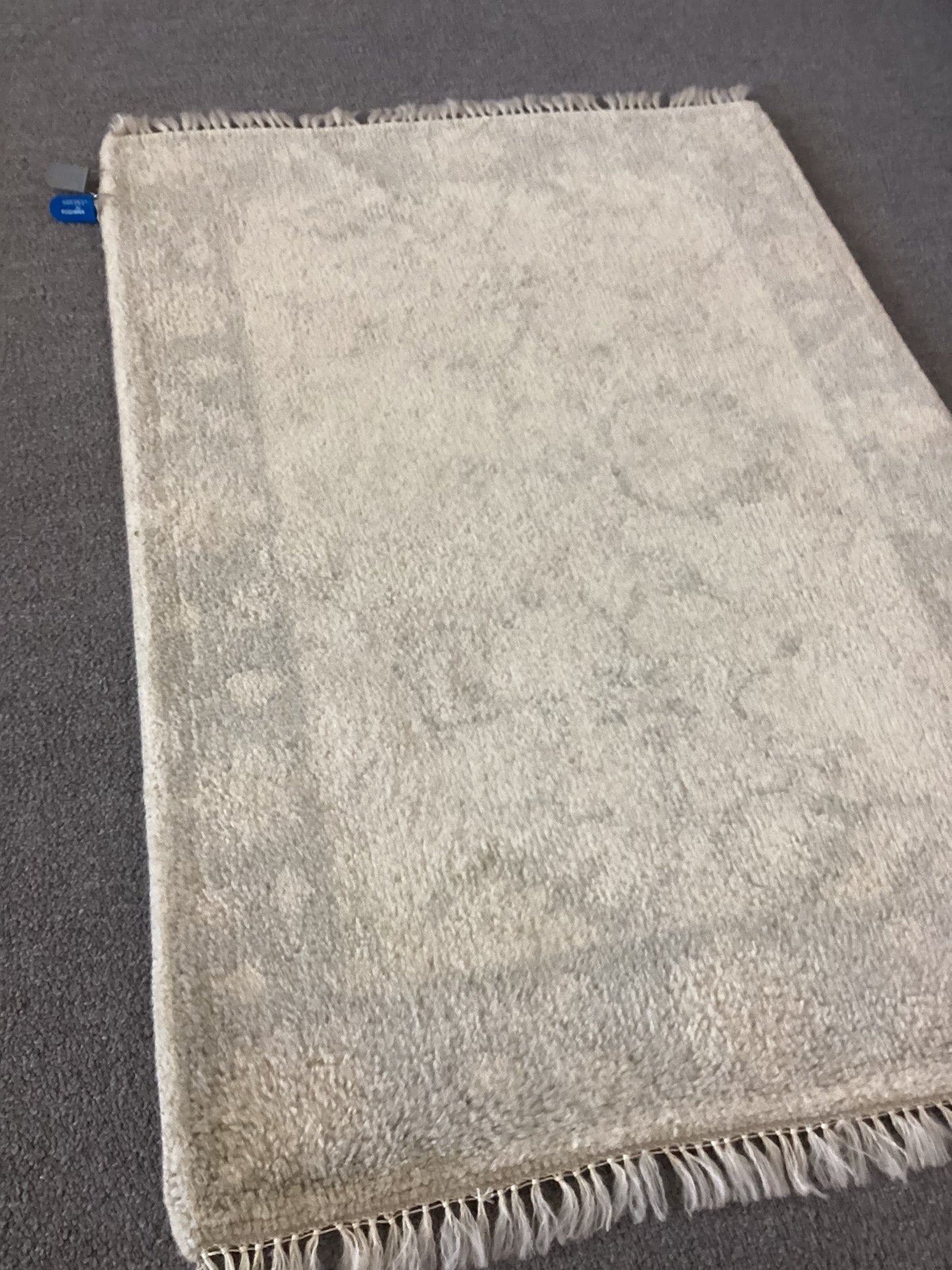 2x3 Ivory Oushak Rug