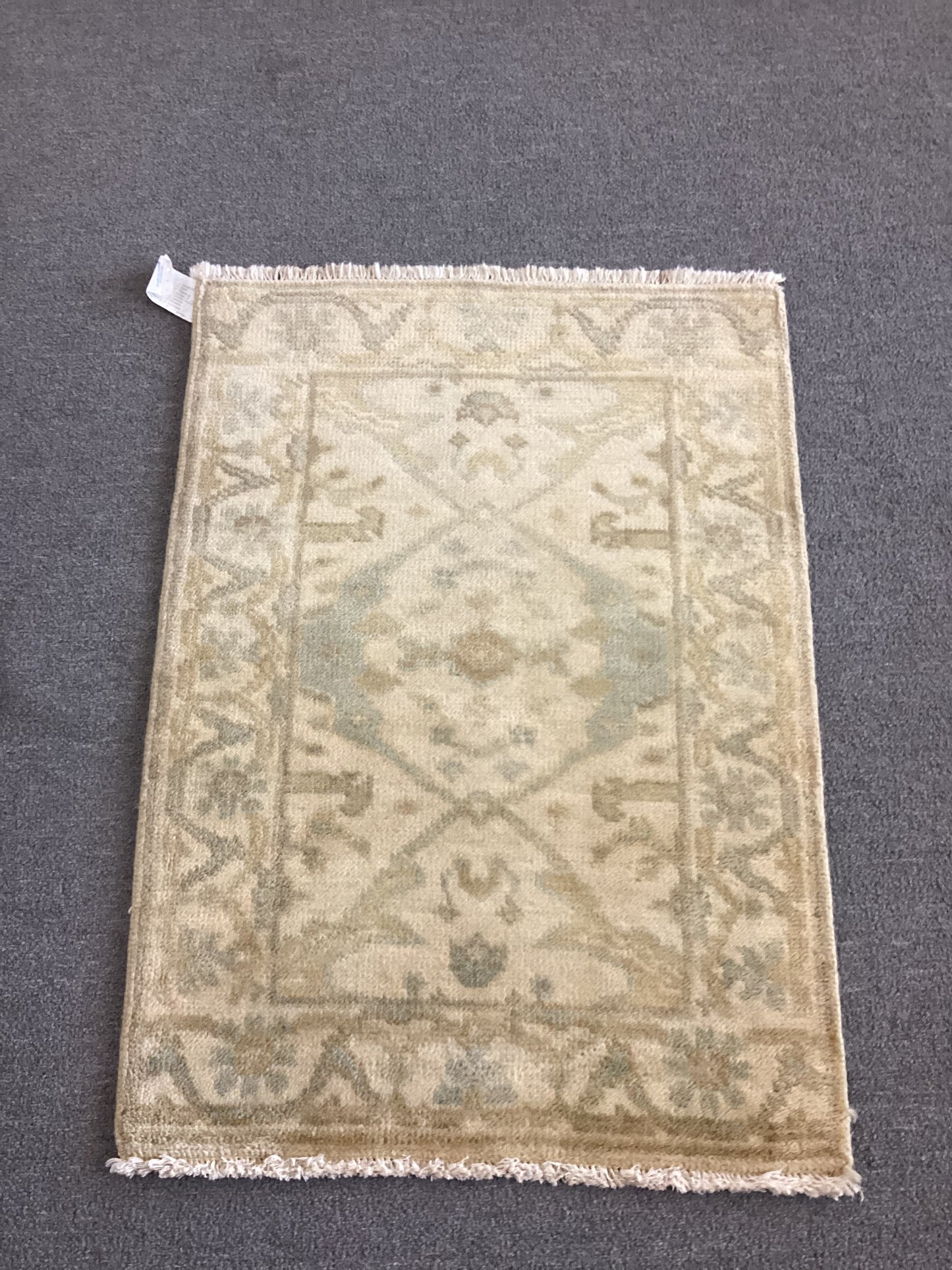 2x3 Ivory Turkish Rug