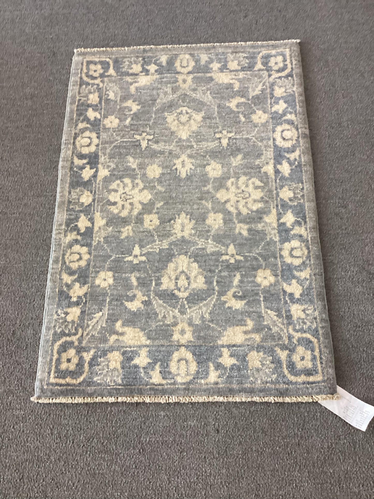2x3 Silver Rug