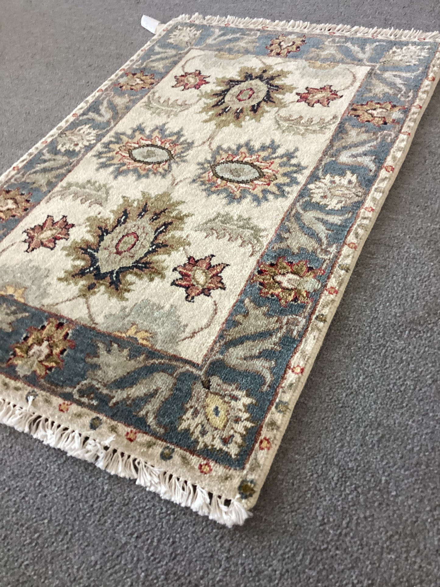 2x3 Beige/Blue Sultan Rug