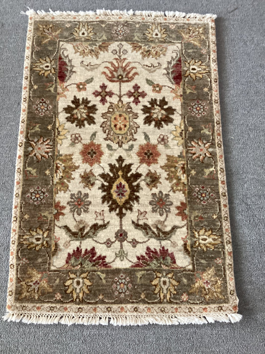 2x3 Light Brown Sultan Rug