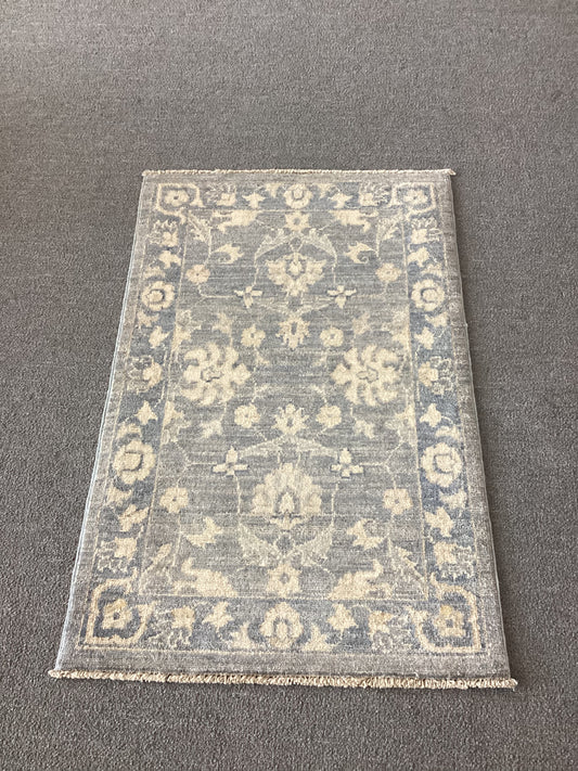 2x3 Silver Rug