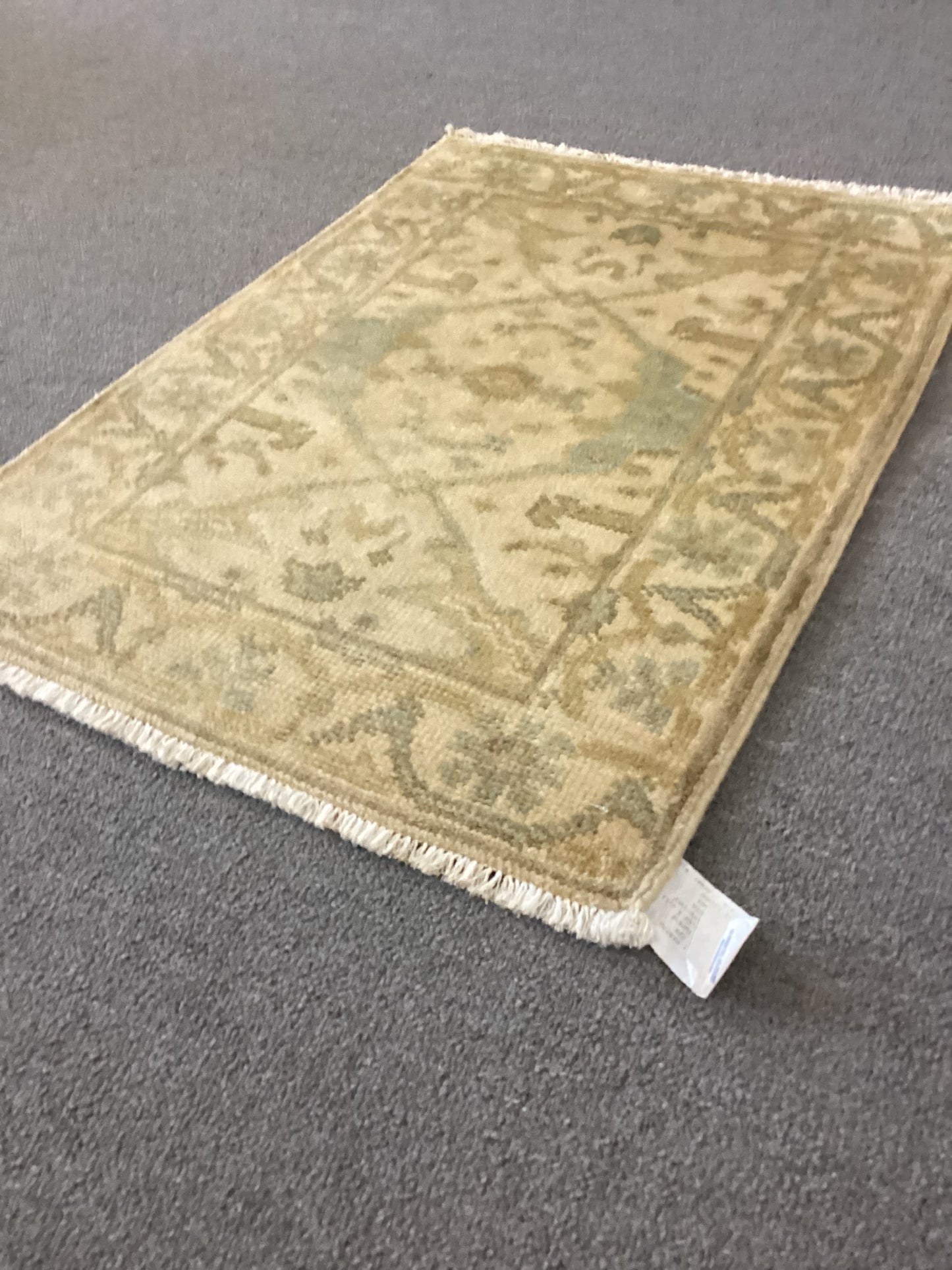 2x3 Ivory Turkish Rug