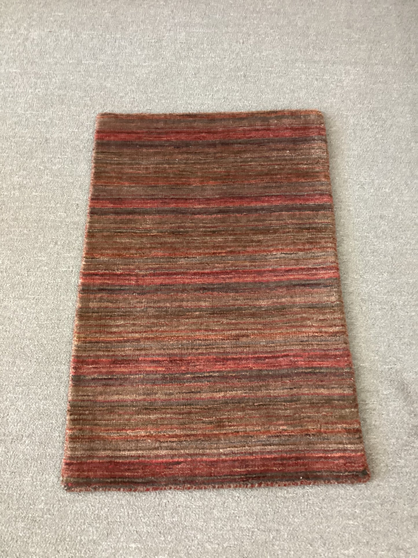 2x3 Red Handloomed Rug