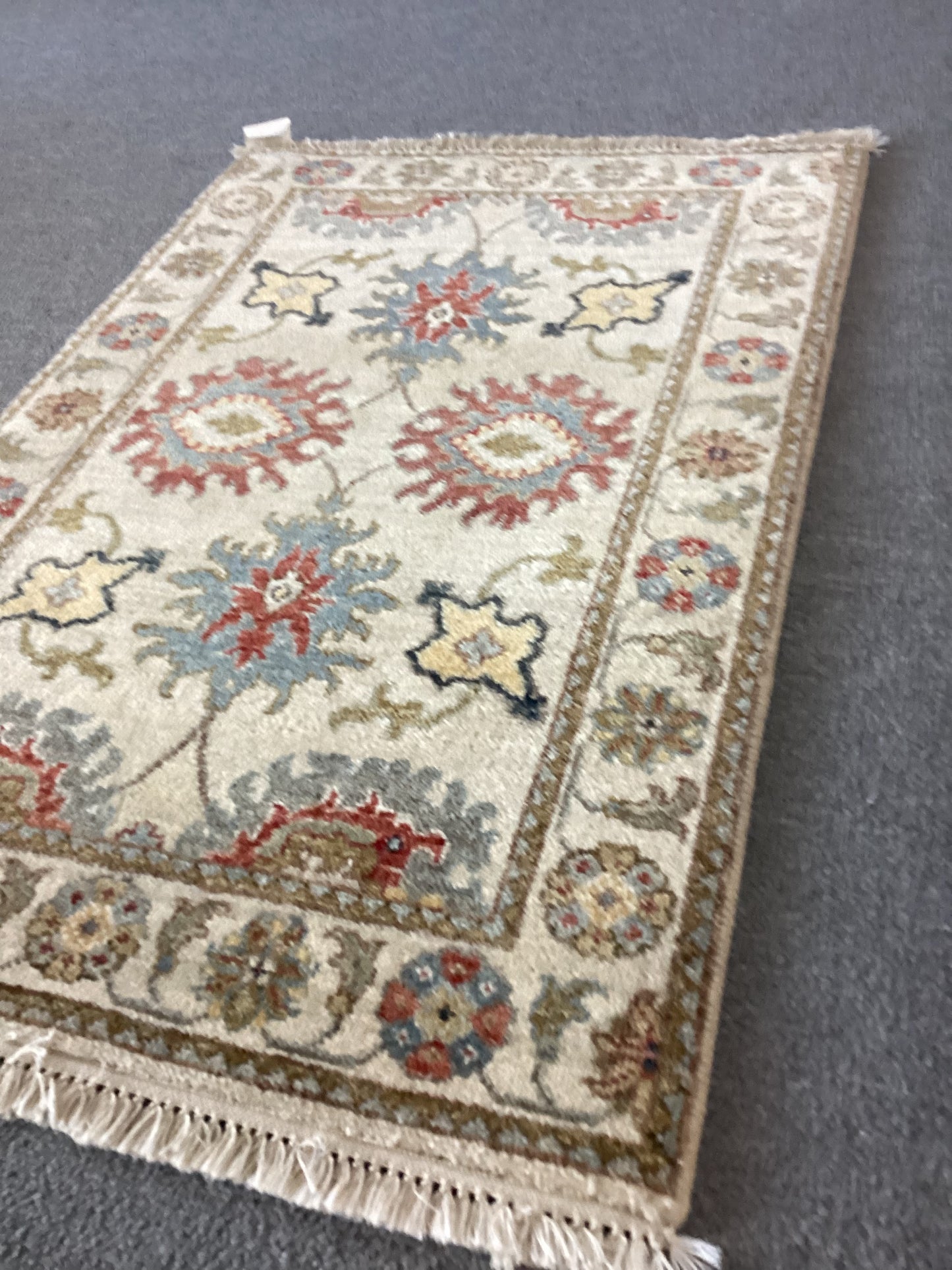 2x3 Beige Sultan Rug