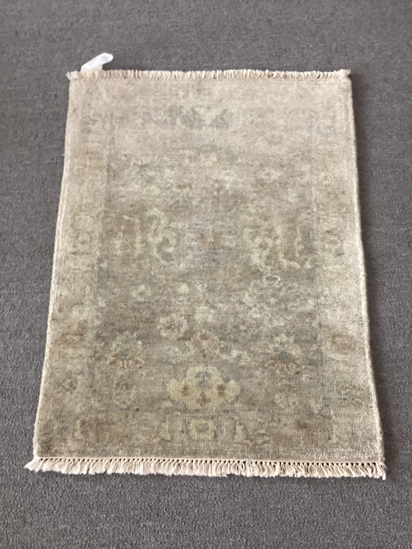 2x3 Silver Rug