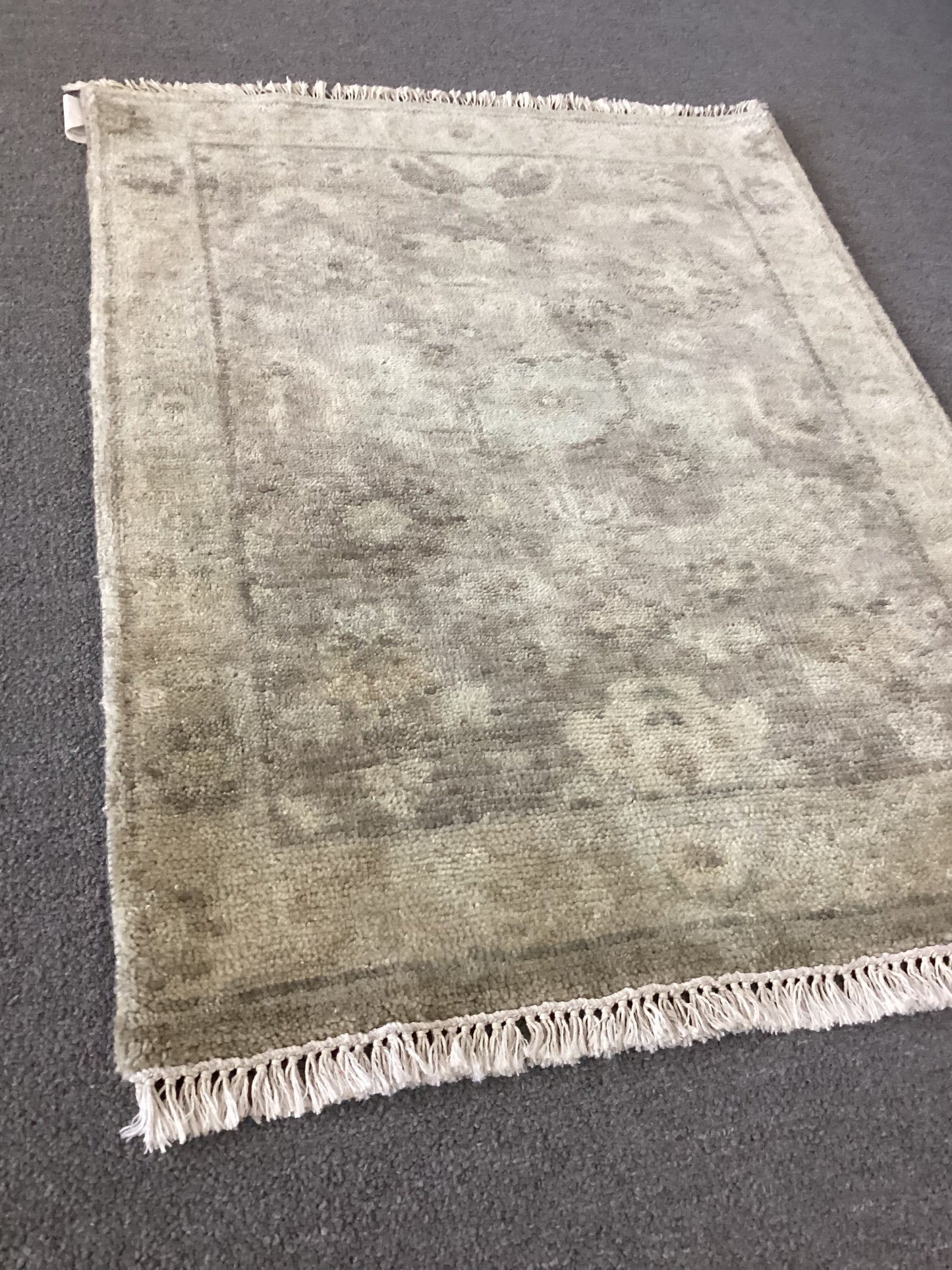 2x3 Gray Indo Oushak Rug
