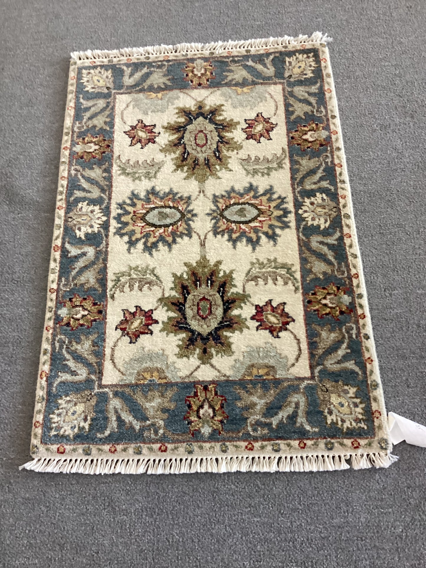 2x3 Beige/Blue Sultan Rug