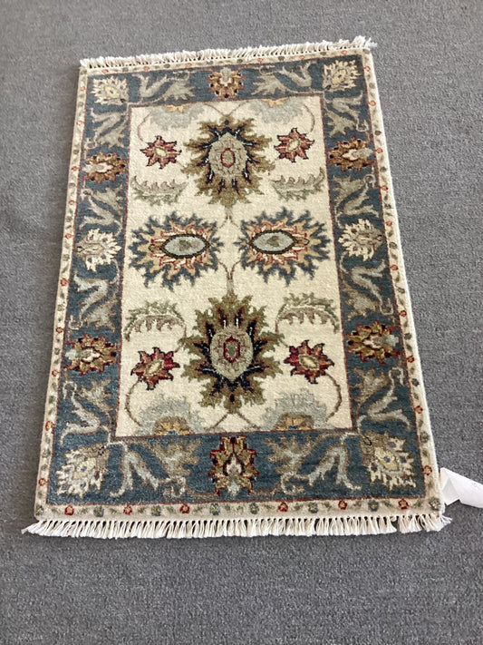 2x3 Beige/Blue Sultan Rug