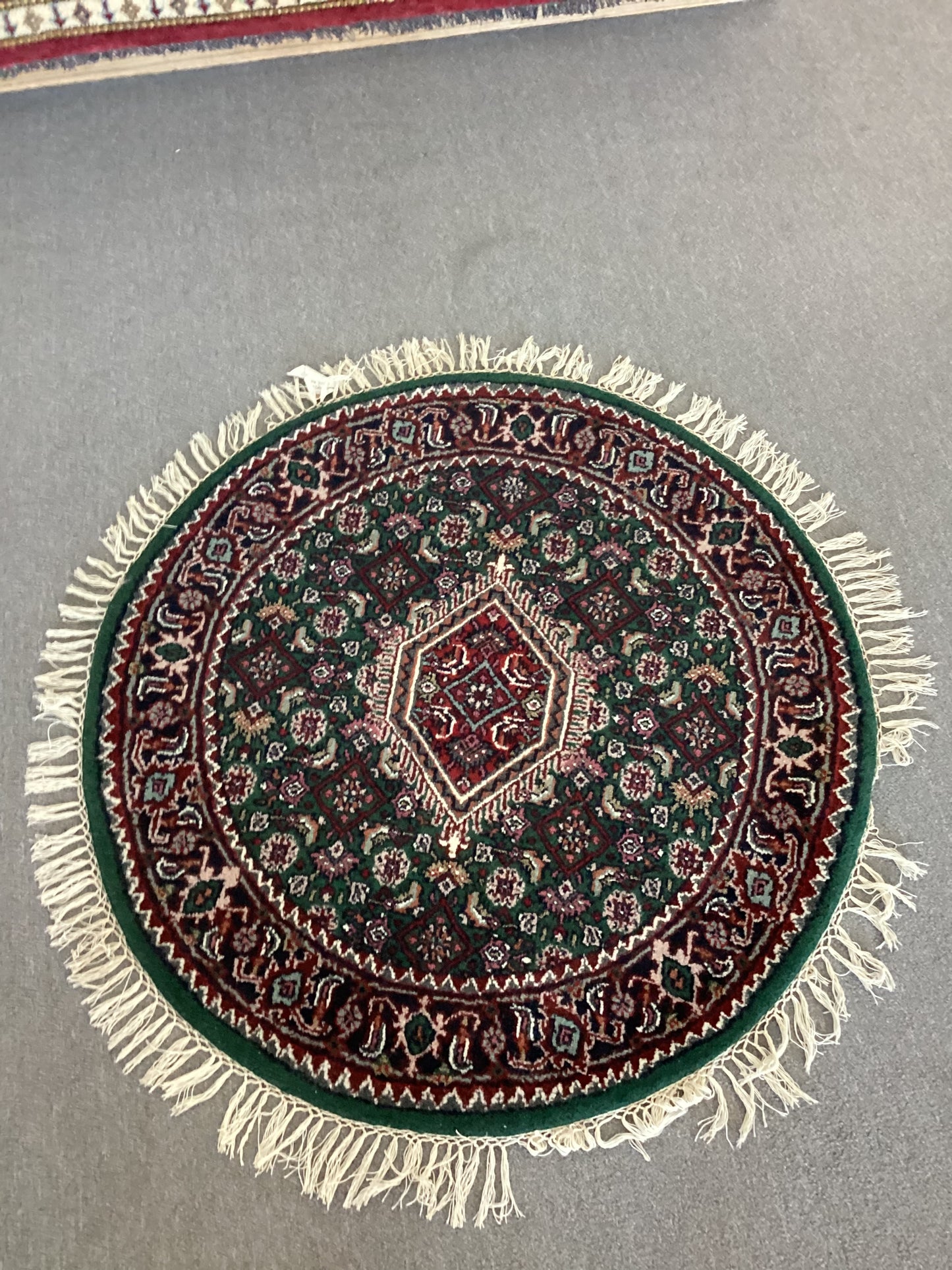2x3 Green Indo Persian Bihar Round Rug