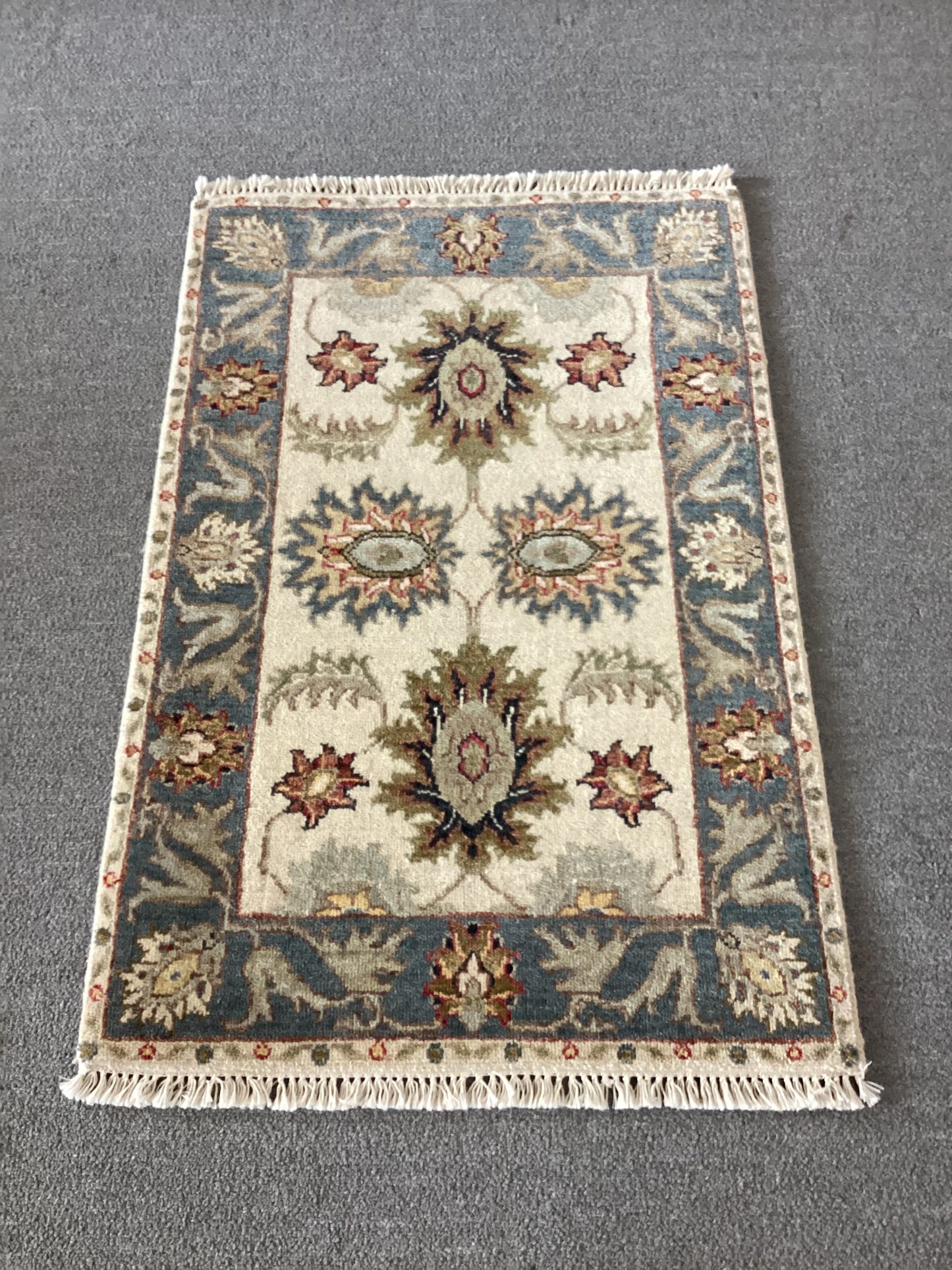 2x3 Light Blue Sultan Rug