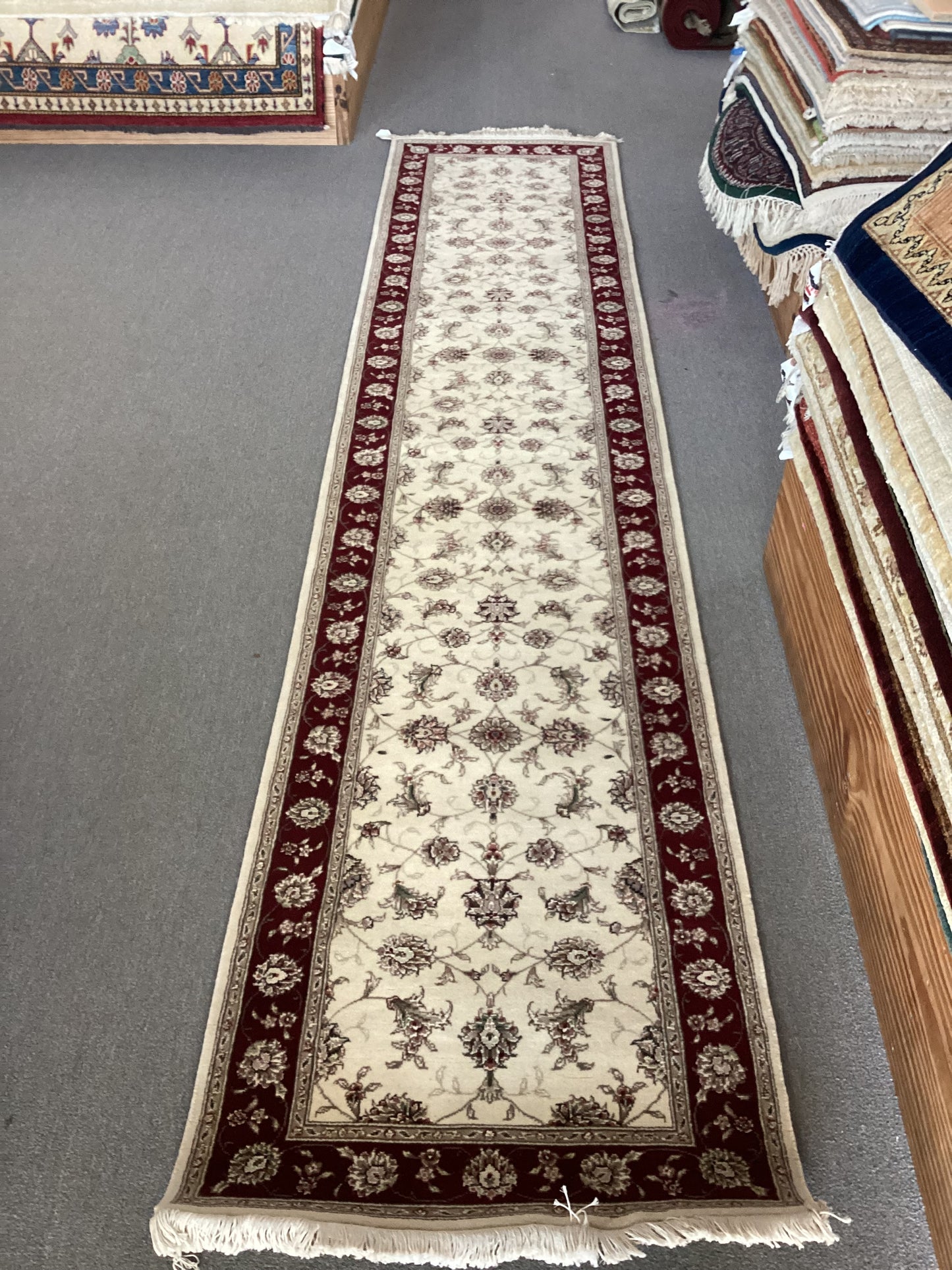 2’6 X 12 White Runner Rug