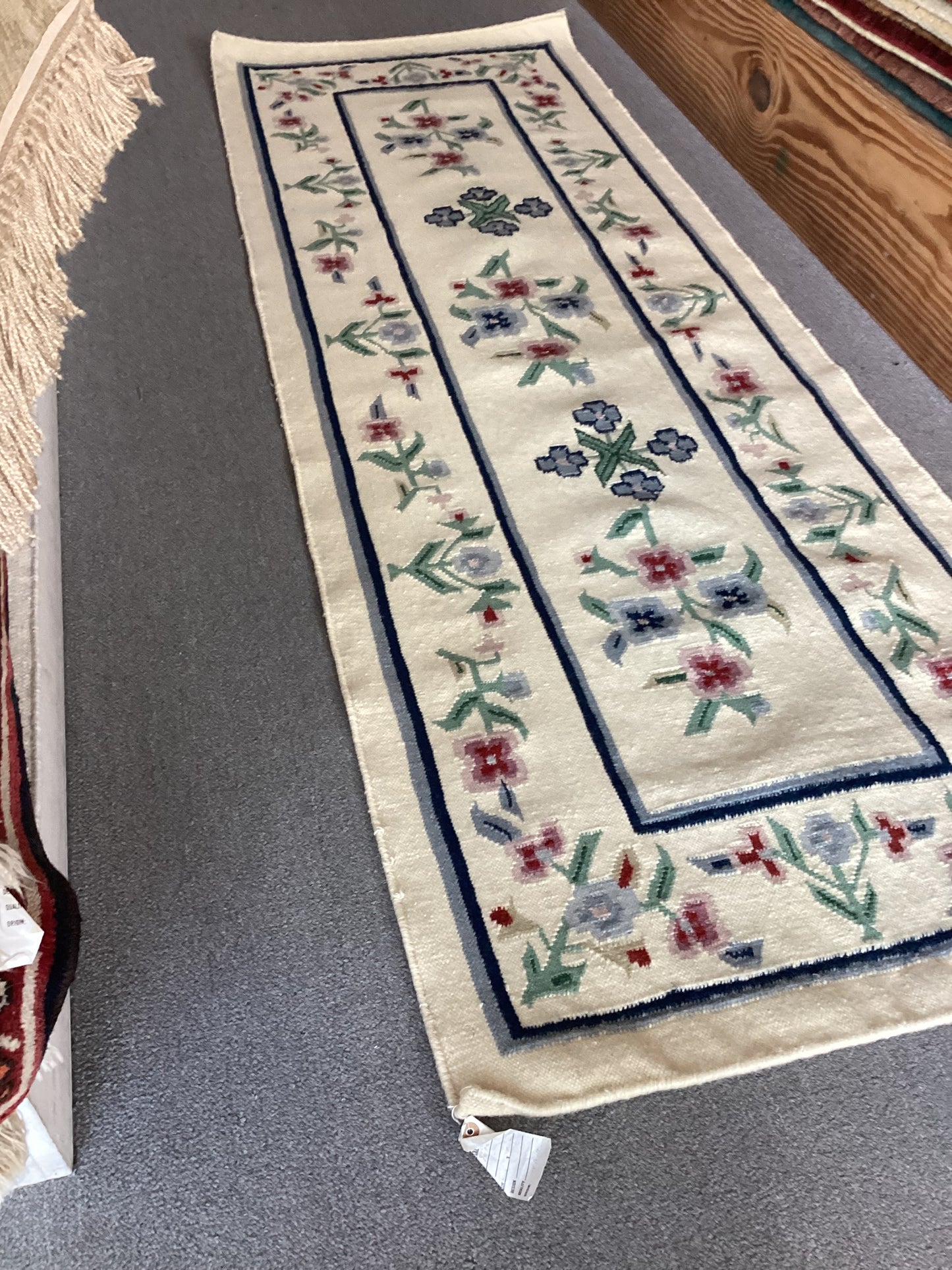 2’6 X 5 White Dhurrie Runner Rug