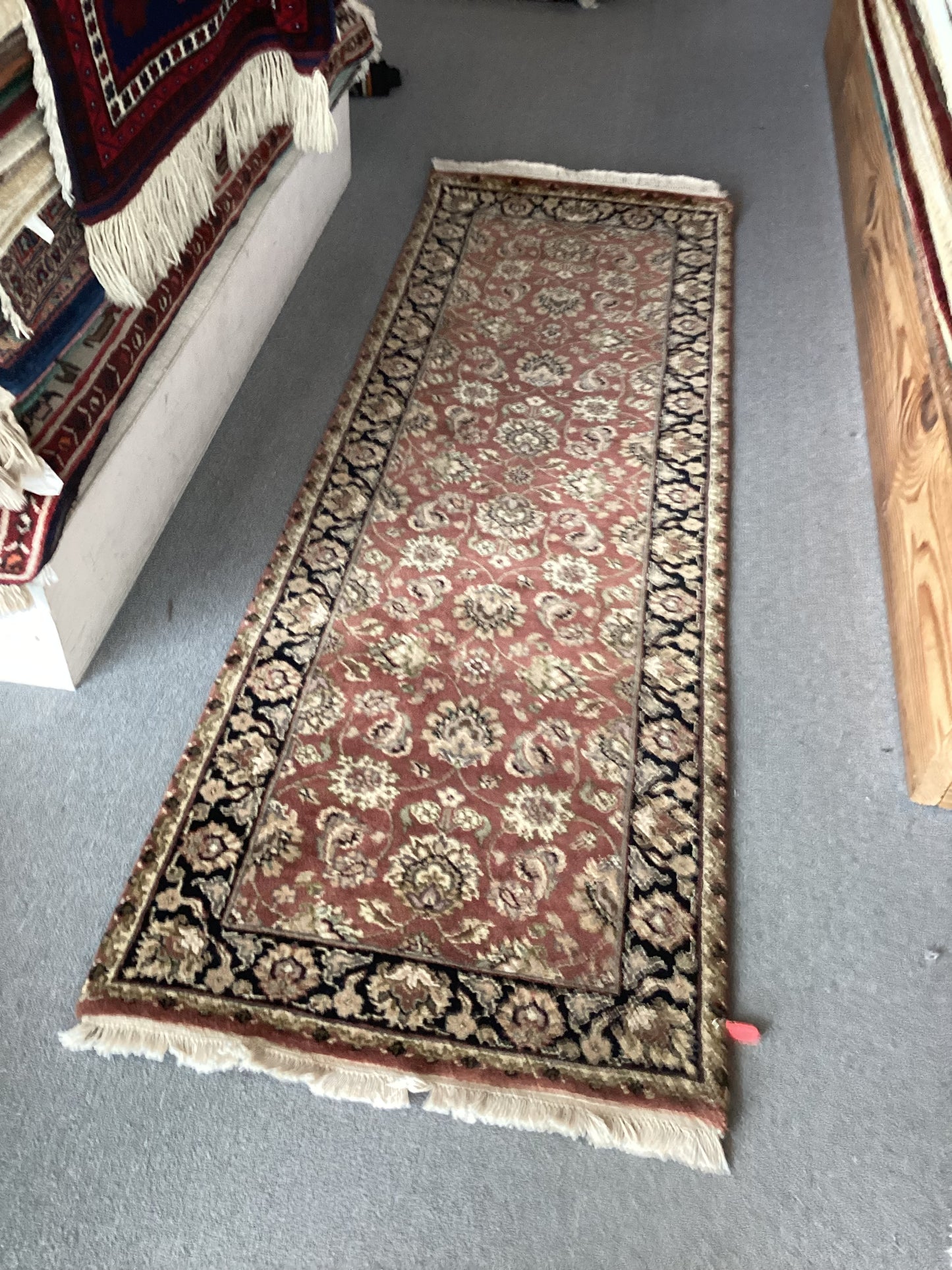 2’6 X 7’6 Brown Runner Rug