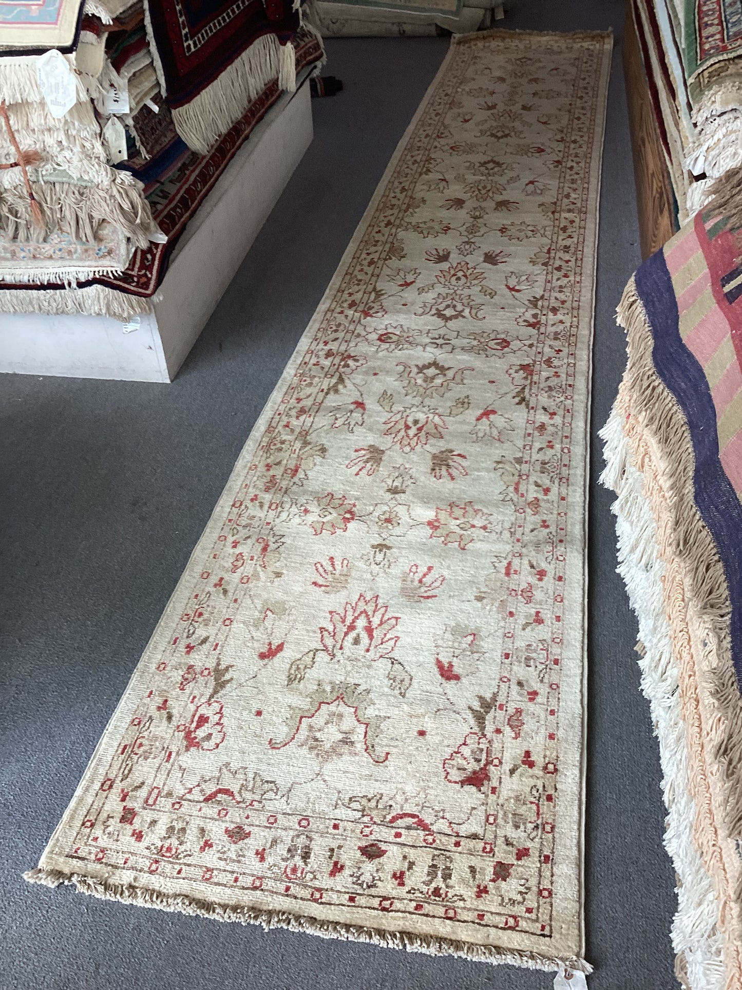 2’7 X 14’11 Ivory Runner Rug
