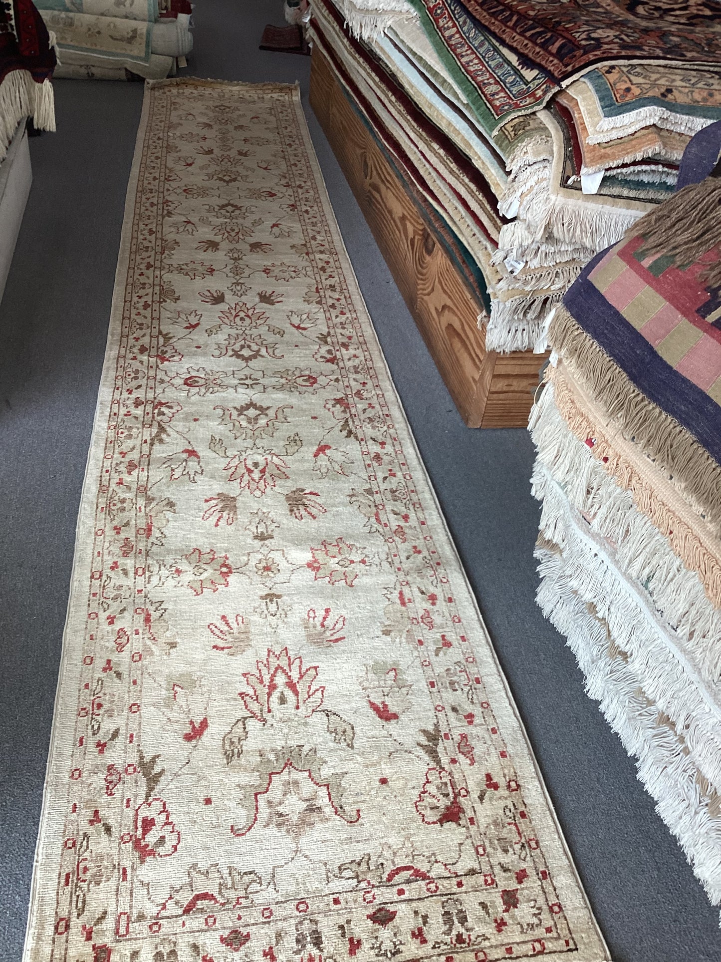 2’7 X 14’11 Ivory Runner Rug