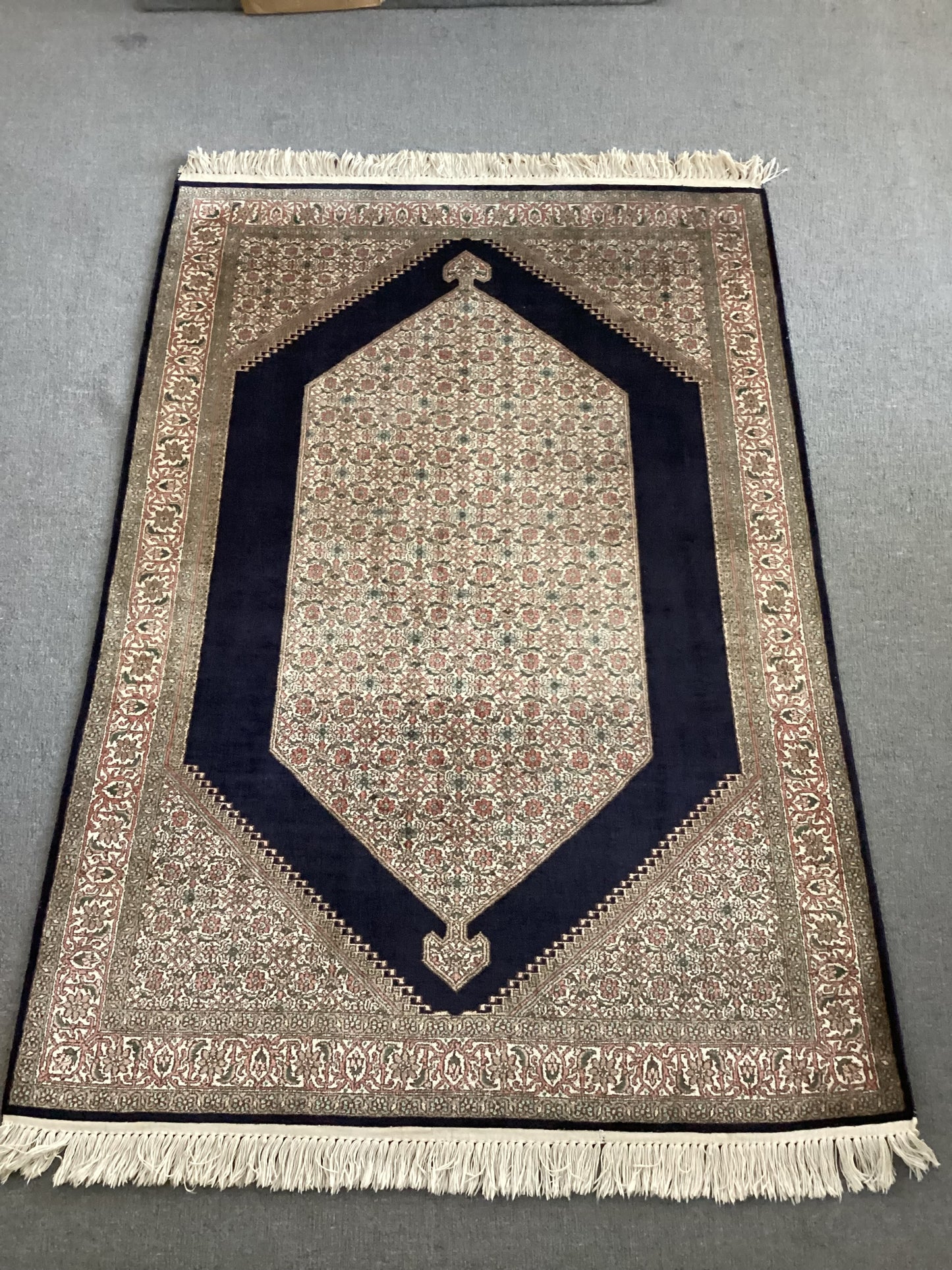 4x6 Kashmiri Bijar Silk Rug
