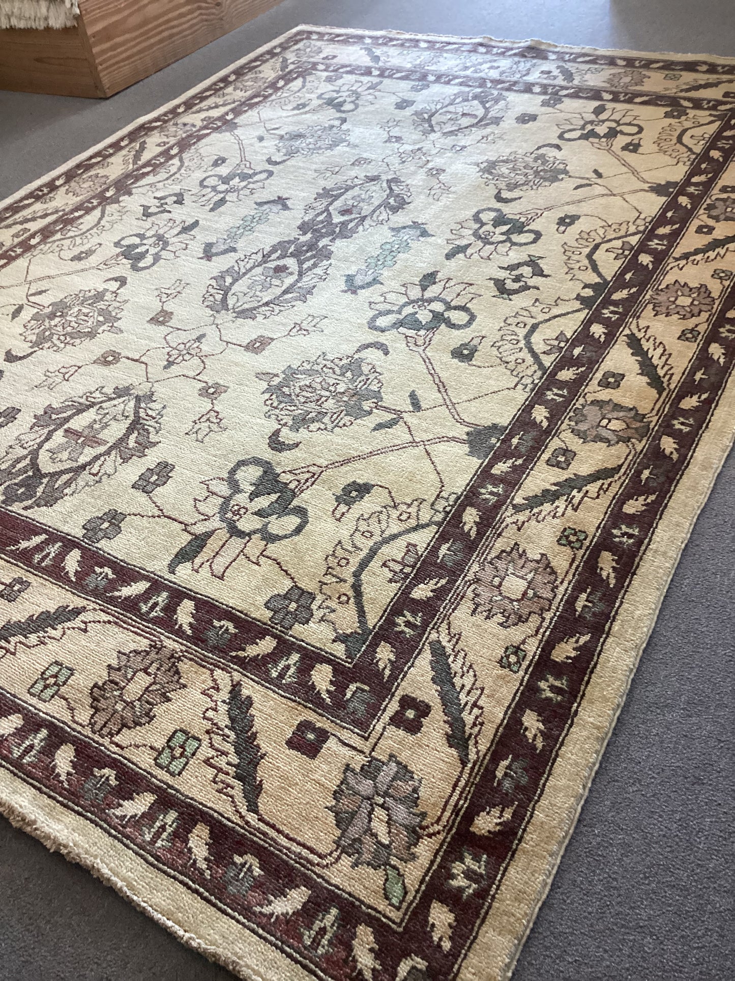 6’5 X 8’8 Beige Turkish Oushack