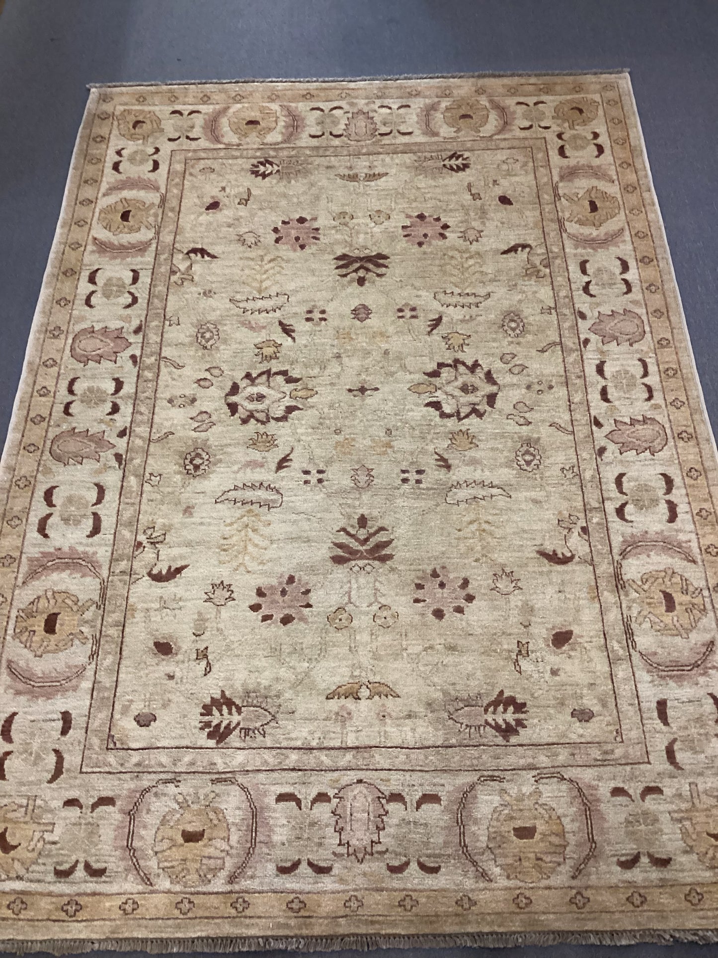 5’6 X 7’7 Beige Turkish Oushack Rug