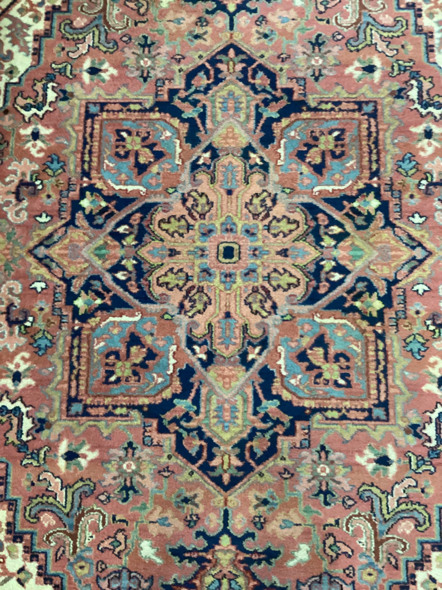 5’9 X 9 Blue Machine Made Rug