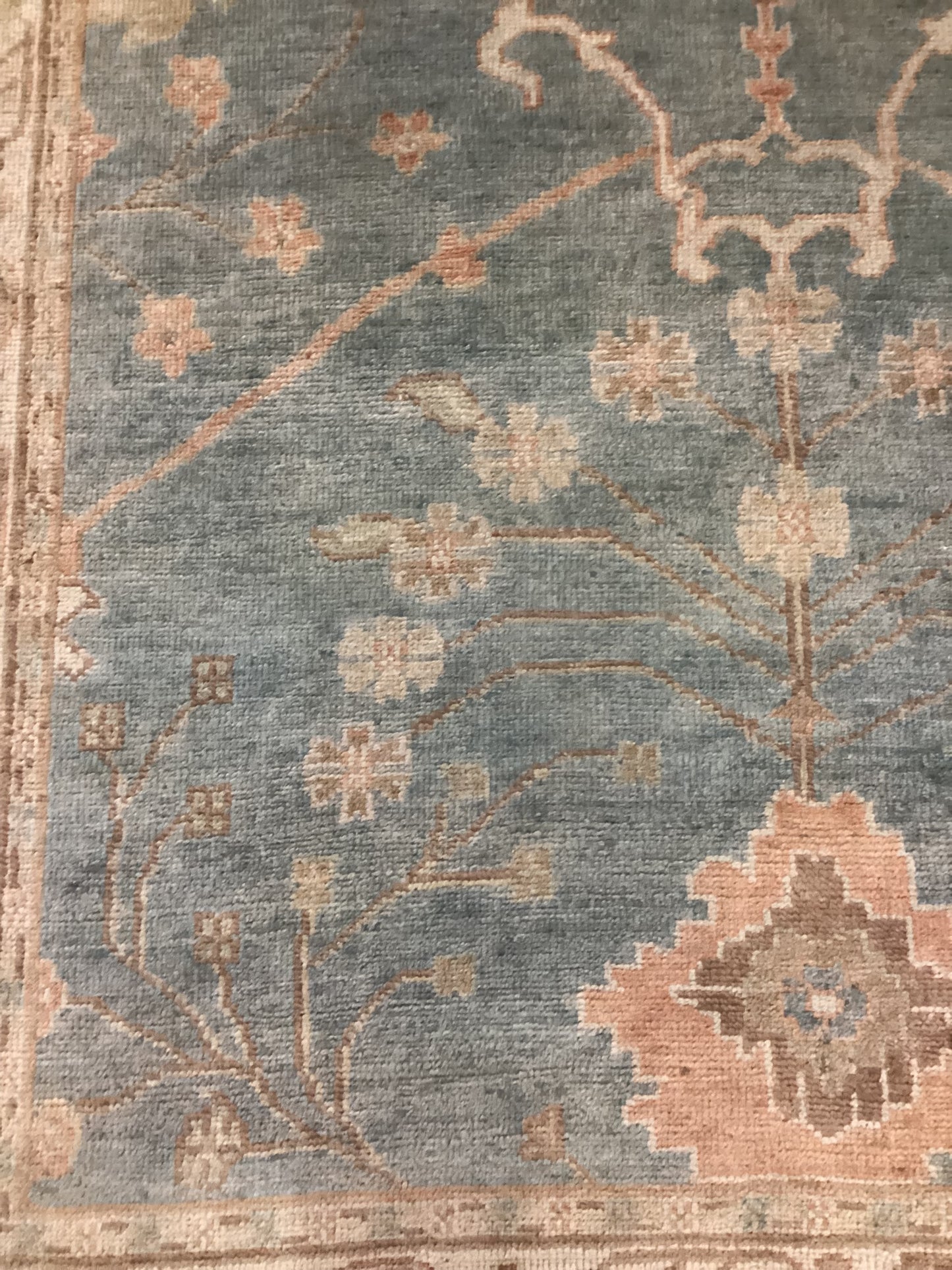 6 X 8’9 Light Blue Rug