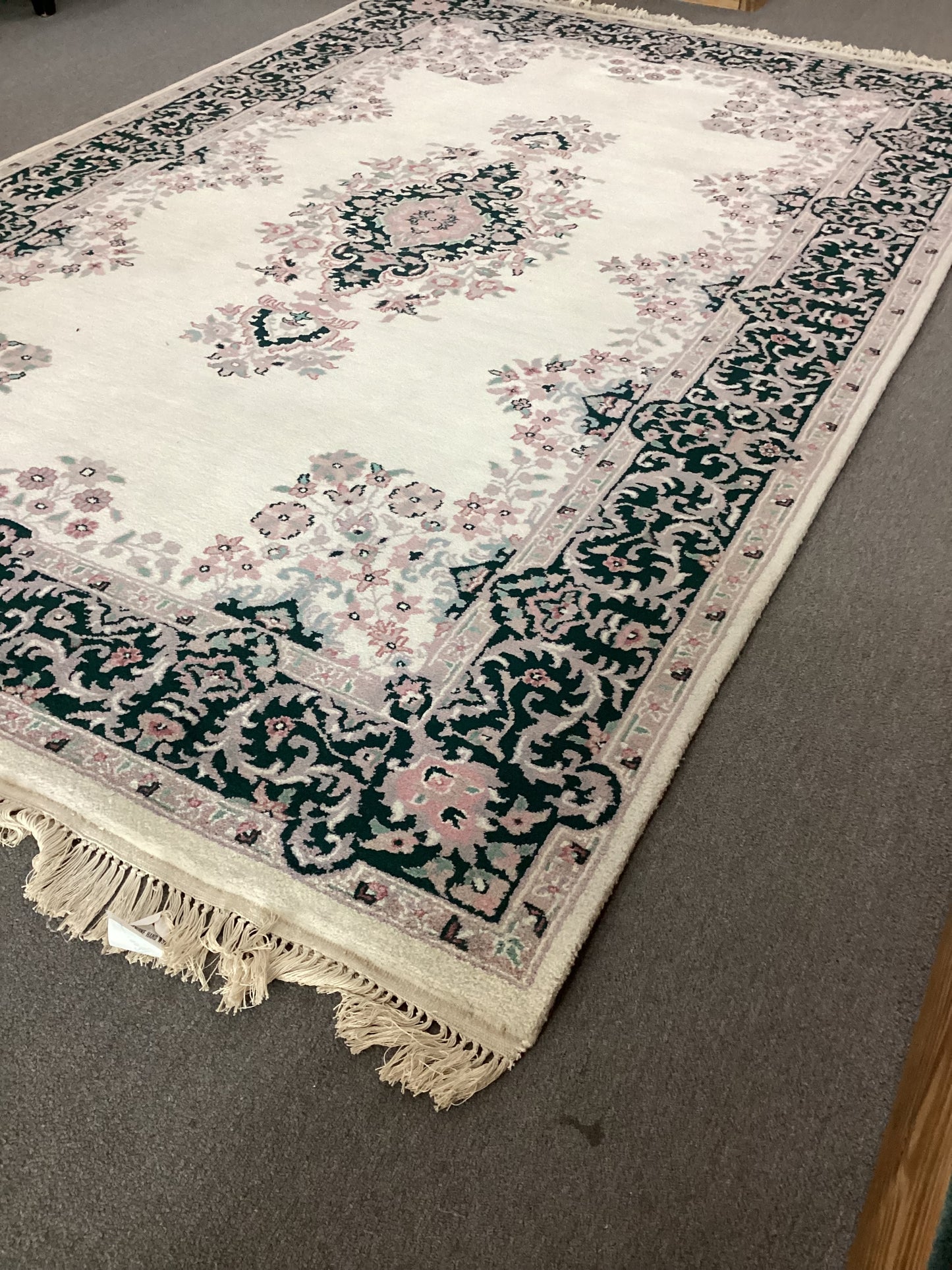 5’9 X 8’9 White Indo Persian Rug