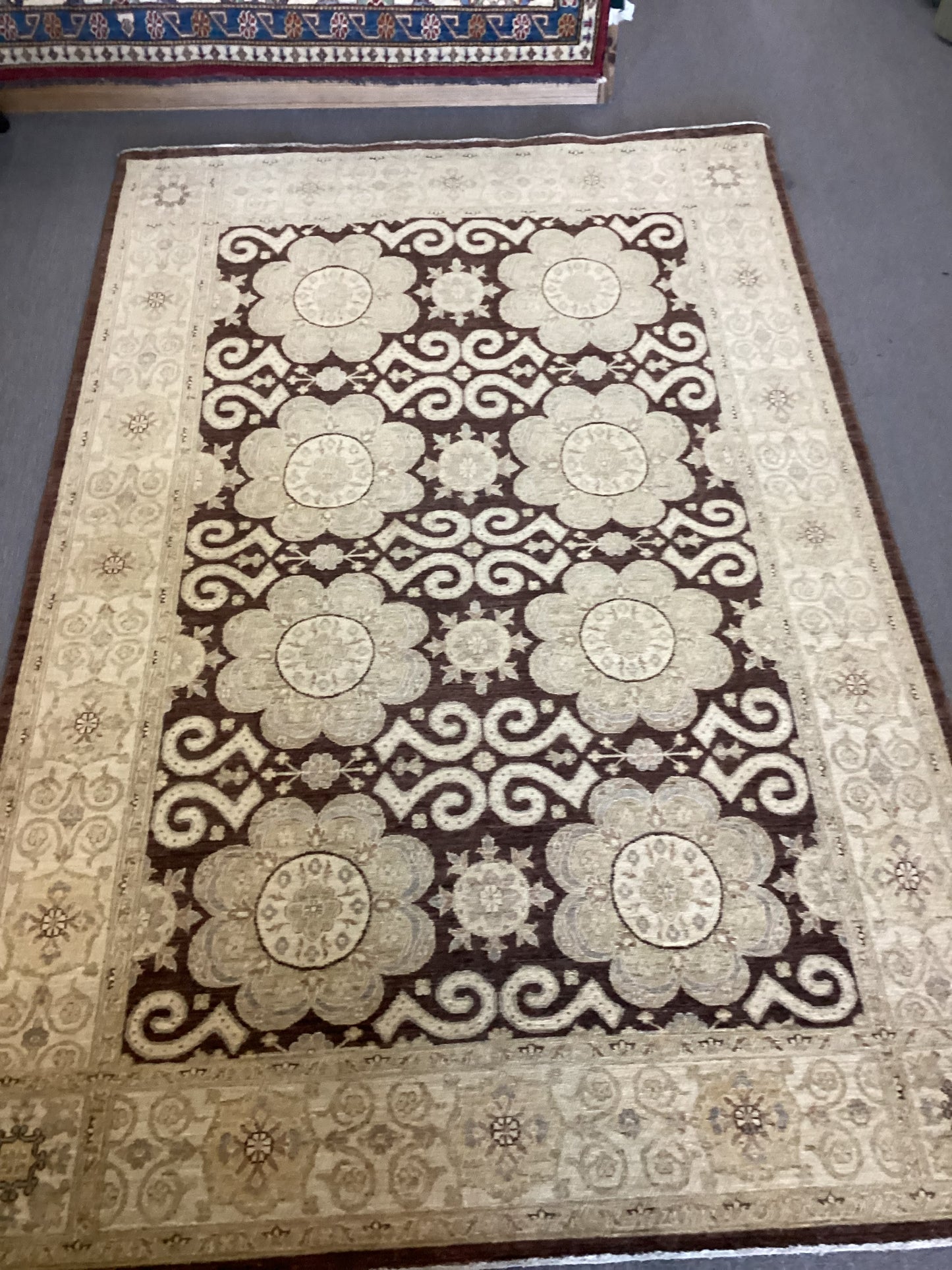 5’10 X 9’1 Brown Turkish Oushack Rug