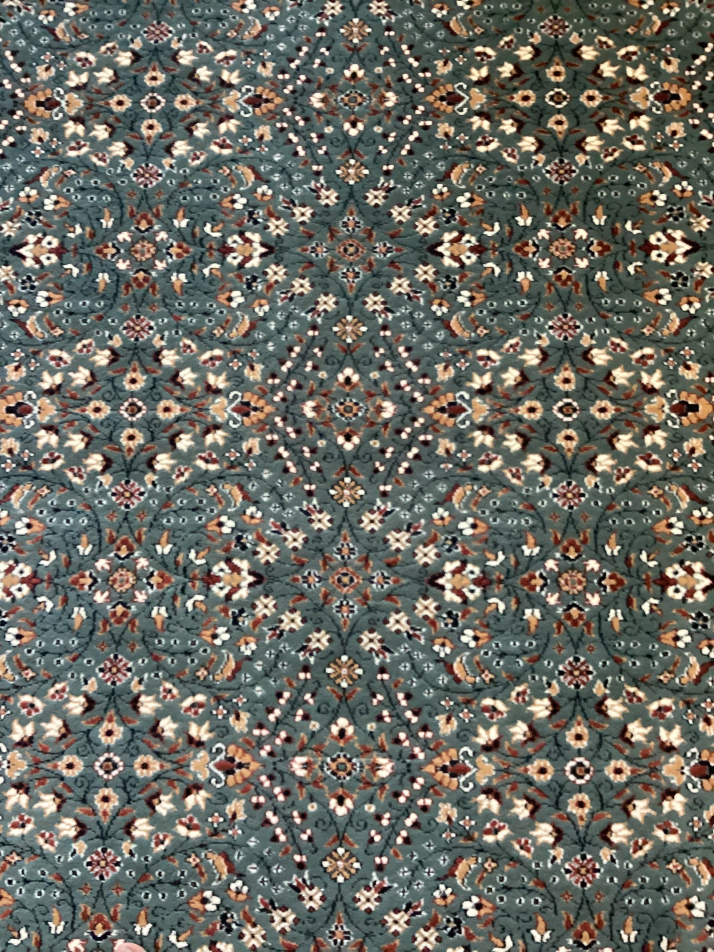 6’6 X 8’6 Green Isfahan Rug