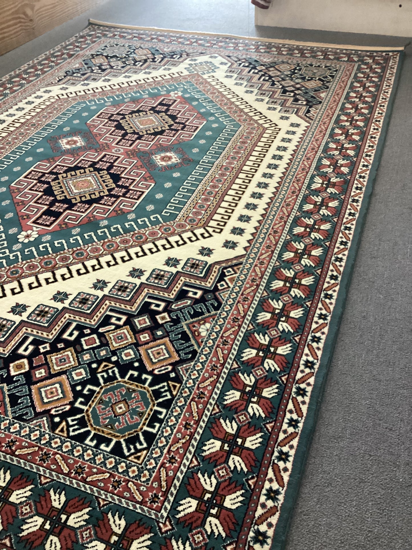 6’7 X 9’9 Blue Isfahan Rug
