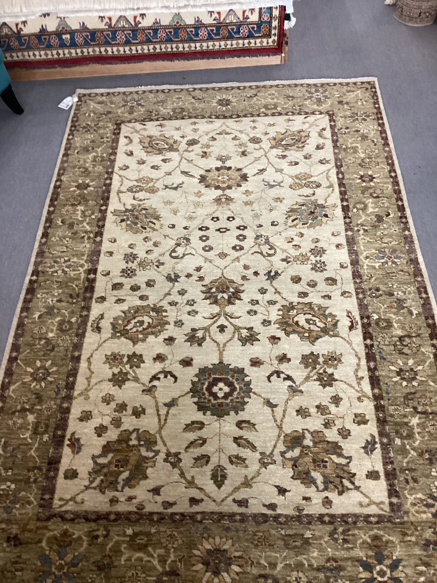 6 X 9’3 Ivory Indo Oushack Rug